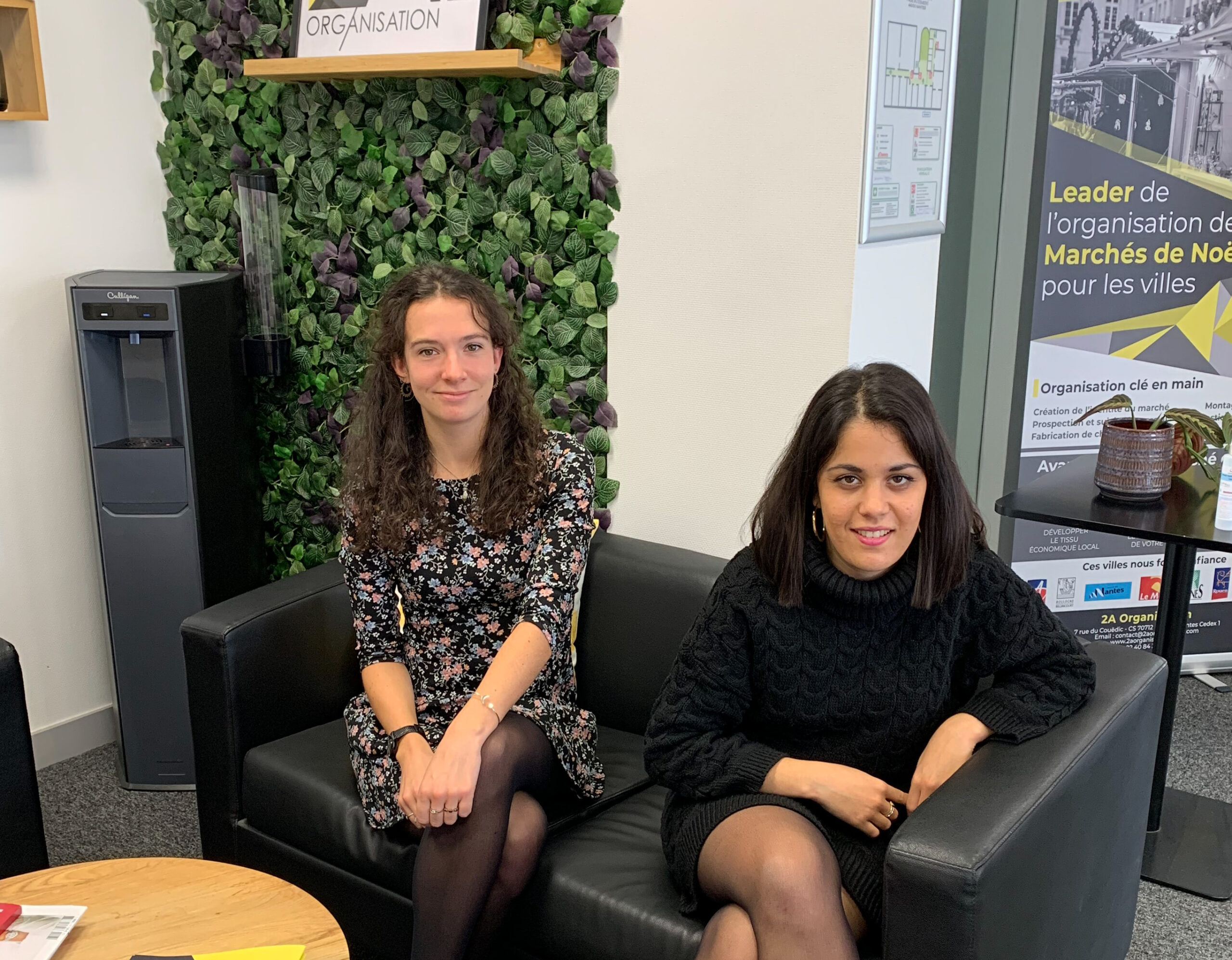 OphÃ©lie et Kenza, stagiaires chez 2A Organisation